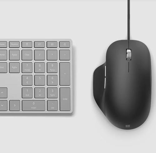 El teclado ergonómico y ratón de Microsoft que reducen el